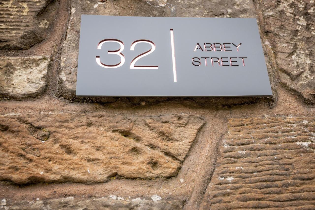 Apartmán Central Pied-A-Terre Near Harbour St Andrews Exteriér fotografie